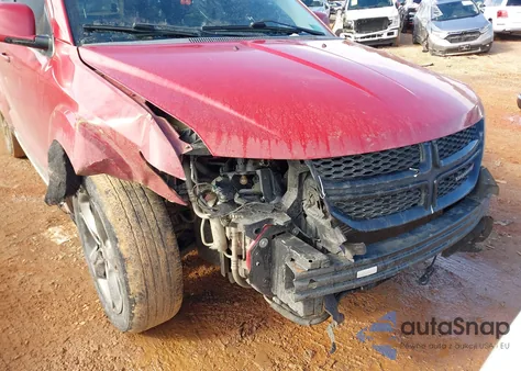 2016 Dodge Journey Crossroad z USA, uszkodzony, nr VIN 3C4PDDGG3GT217312